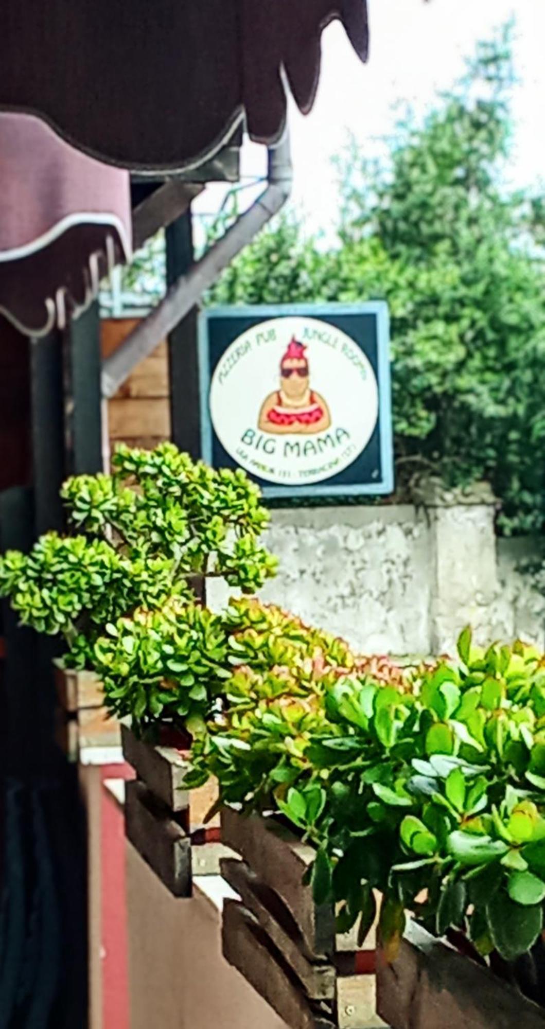 Big Mama Jungle Rooms Terracina Zewnętrze zdjęcie